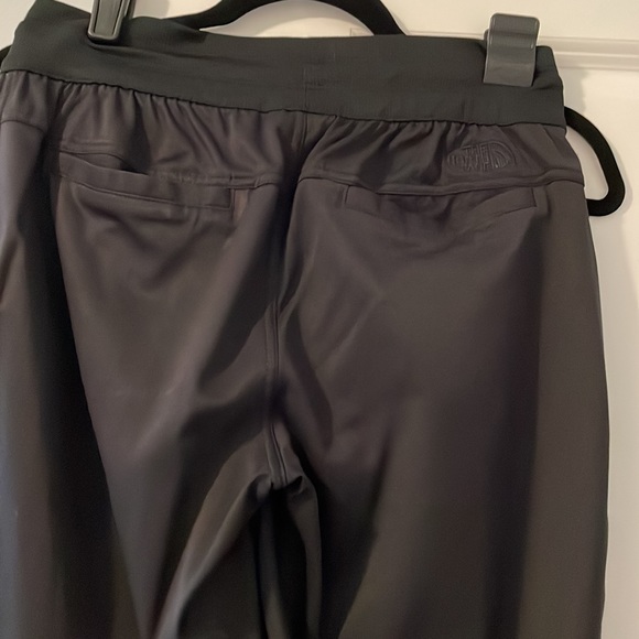 Capris - Picture 3 of 5